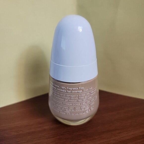 Clinique Even Better Clinical Serum Foundation SPF 25 - CN 70 Vanilla 1 oz - Picture 8 of 9